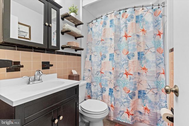 5023 VIRGINIA AVE, Harrisburg, PA 17109