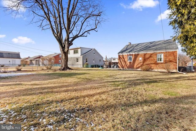 5023 VIRGINIA AVE, Harrisburg, PA 17109