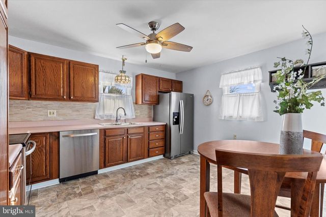 5023 VIRGINIA AVE, Harrisburg, PA 17109