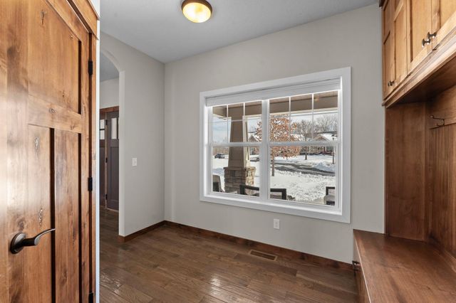 849 Fox Cove, Lino Lakes, MN 55014