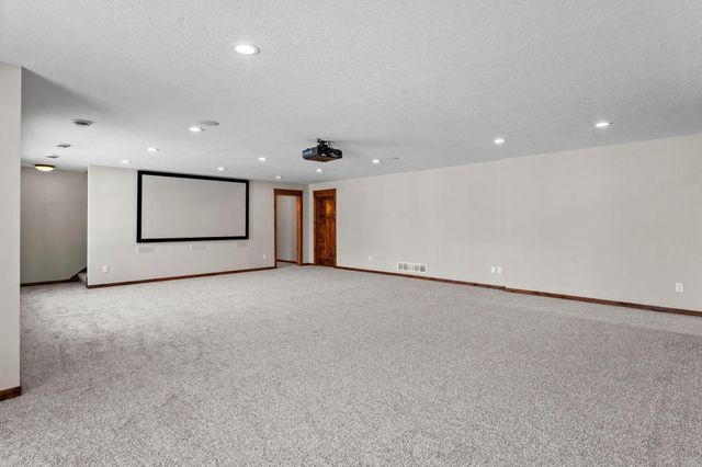 849 Fox Cove, Lino Lakes, MN 55014