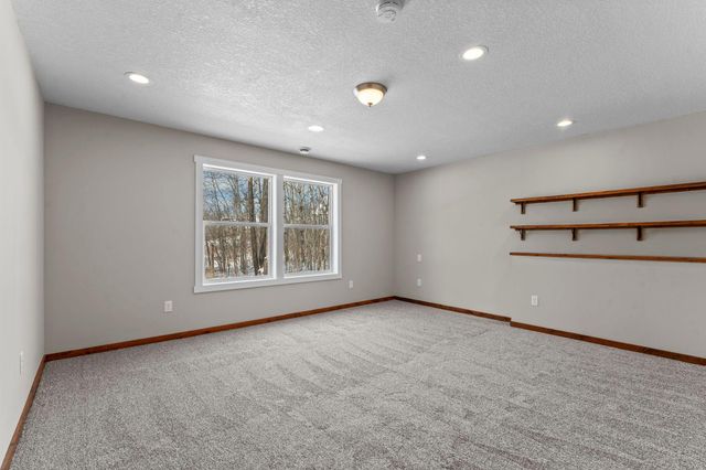 849 Fox Cove, Lino Lakes, MN 55014