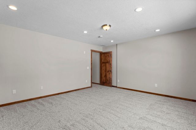 849 Fox Cove, Lino Lakes, MN 55014