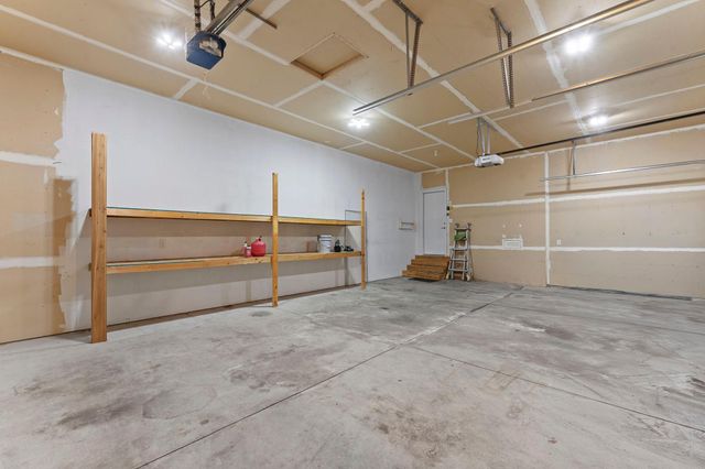 849 Fox Cove, Lino Lakes, MN 55014