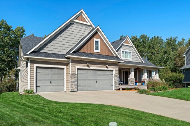849 Fox Cove, Lino Lakes, MN 55014