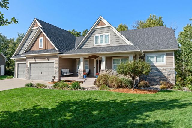 849 Fox Cove, Lino Lakes, MN 55014