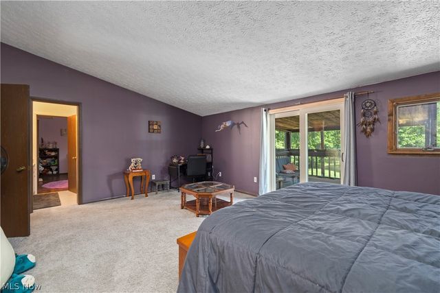 2565 Abbe Road, Sheffield Village, OH 44054