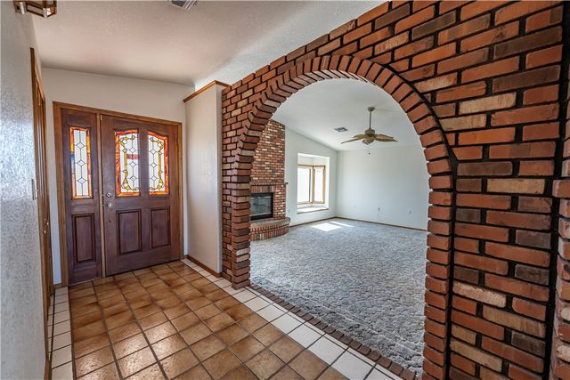 1025 Riata Valley Circle, Kingman, AZ 86401