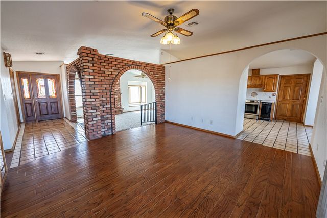 1025 Riata Valley Circle, Kingman, AZ 86401