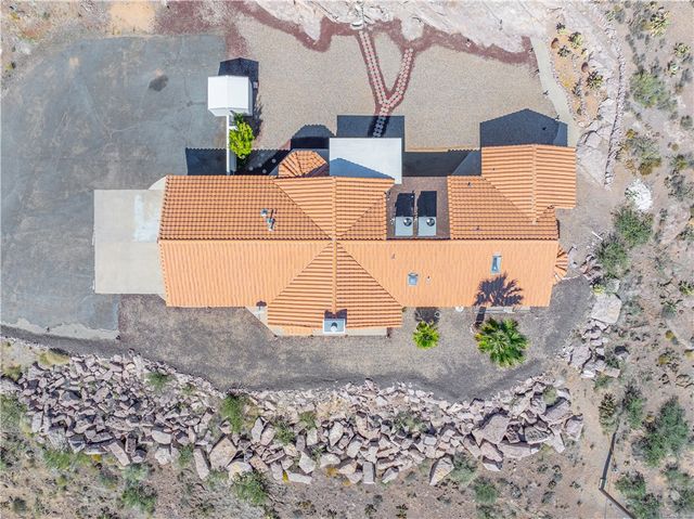 1025 Riata Valley Circle, Kingman, AZ 86401