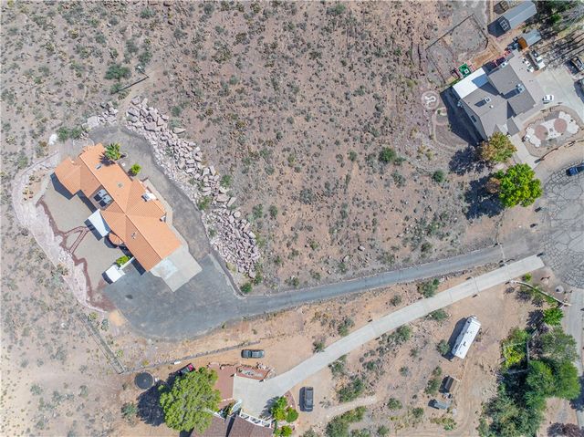 1025 Riata Valley Circle, Kingman, AZ 86401