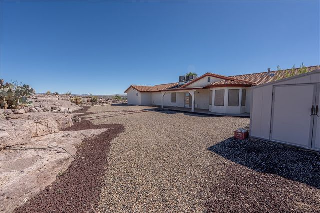 1025 Riata Valley Circle, Kingman, AZ 86401