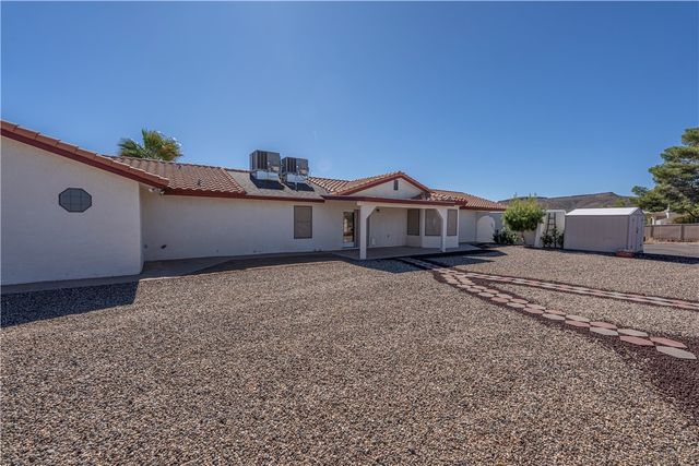 1025 Riata Valley Circle, Kingman, AZ 86401