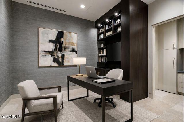 6587 N PALMERAIE Boulevard 3010, Paradise Valley, AZ 85253