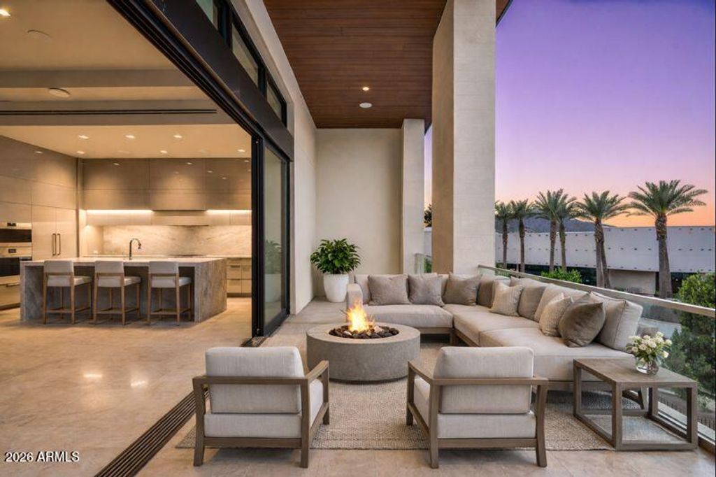 6587 N PALMERAIE Boulevard 3010, Paradise Valley, AZ 85253