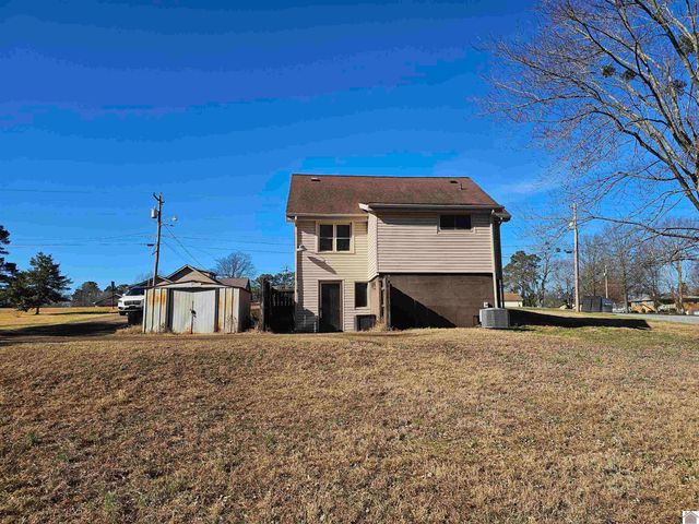 220 Albany TR11, Paducah, KY 42003