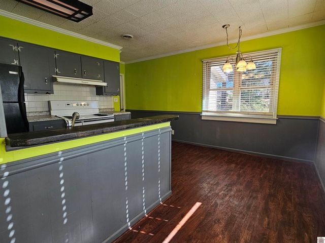 220 Albany TR11, Paducah, KY 42003