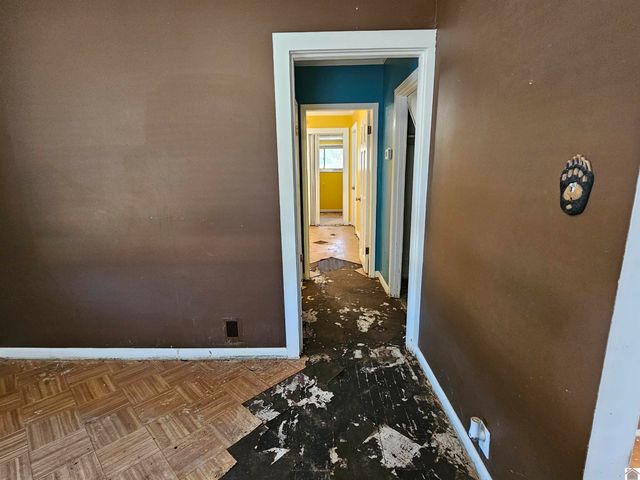 220 Albany TR11, Paducah, KY 42003