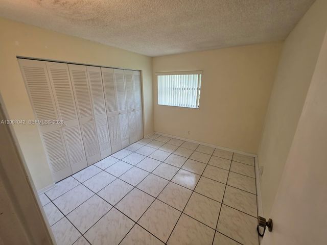 7959 NW 41st Ct, Sunrise, FL 33351