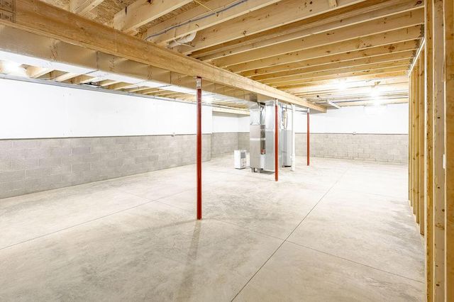 562 Cannondale Avenue, Johnstown, OH 43031