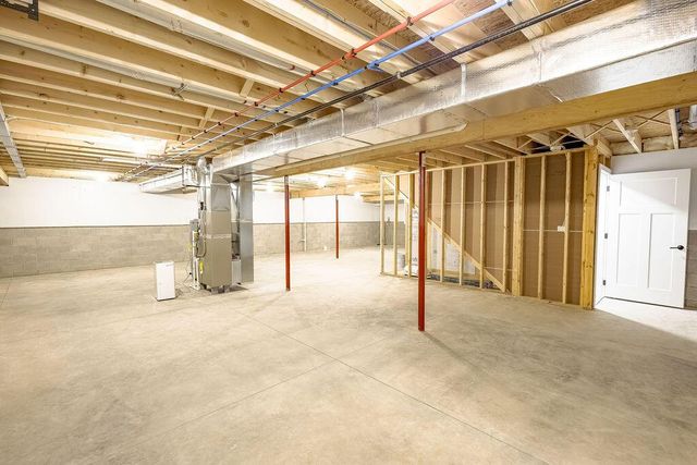 562 Cannondale Avenue, Johnstown, OH 43031