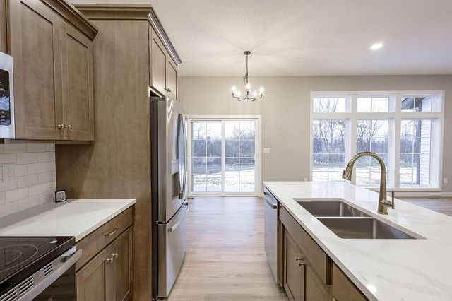 562 Cannondale Avenue, Johnstown, OH 43031