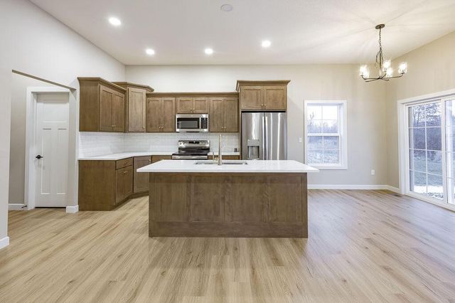 562 Cannondale Avenue, Johnstown, OH 43031