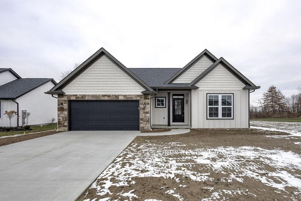 562 Cannondale Avenue, Johnstown, OH 43031