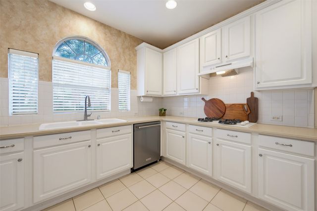 8017 Ashby Court, Plano, TX 75025