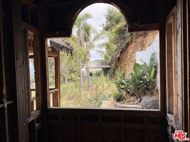 1651 Marlay Drive, West Hollywood, CA 90069