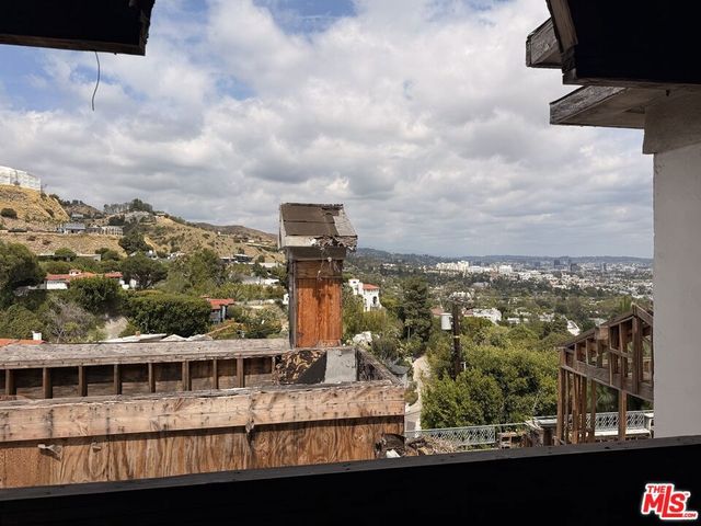 1651 Marlay Drive, West Hollywood, CA 90069