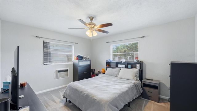 2704 52ND AVENUE TERRACE W, Bradenton, FL 34207