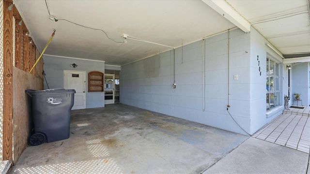 2704 52ND AVENUE TERRACE W, Bradenton, FL 34207