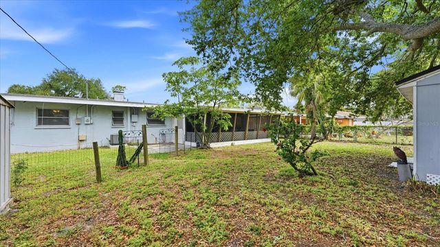 2704 52ND AVENUE TERRACE W, Bradenton, FL 34207