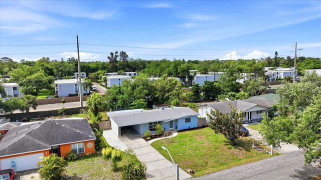 2704 52ND AVENUE TERRACE W, Bradenton, FL 34207