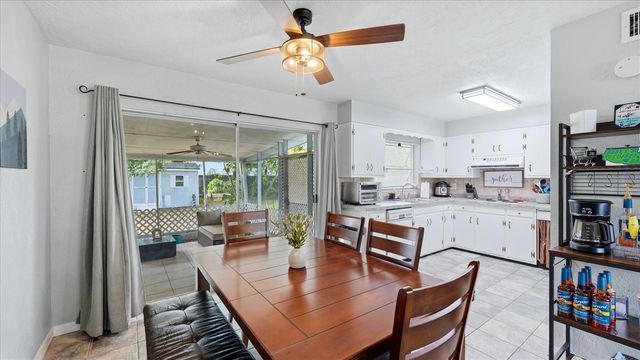 2704 52ND AVENUE TERRACE W, Bradenton, FL 34207