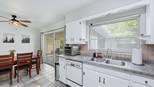 2704 52ND AVENUE TERRACE W, Bradenton, FL 34207