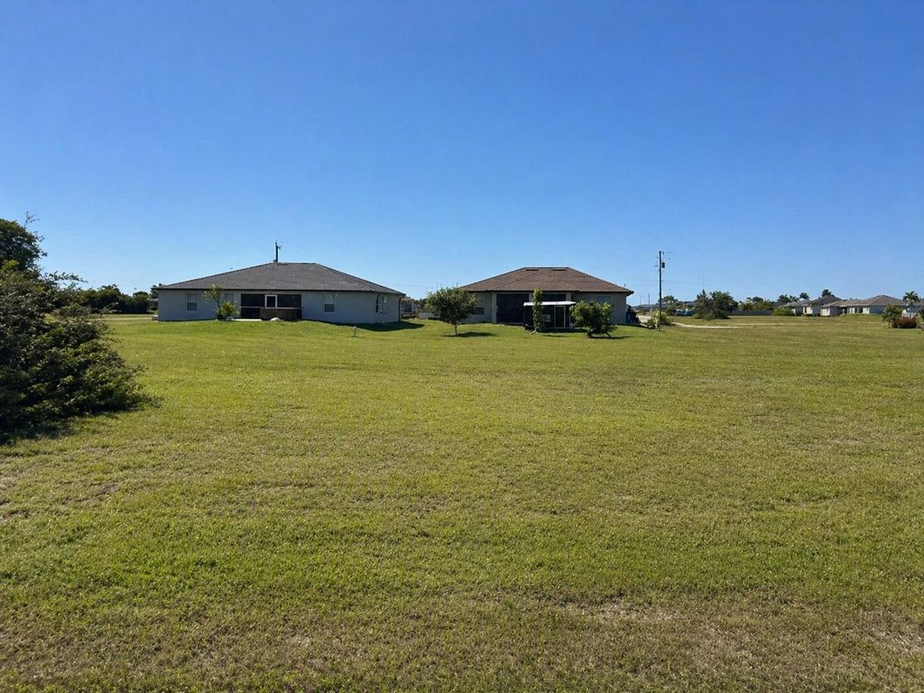3242 NW 41st Avenue, Cape Coral, FL 33993