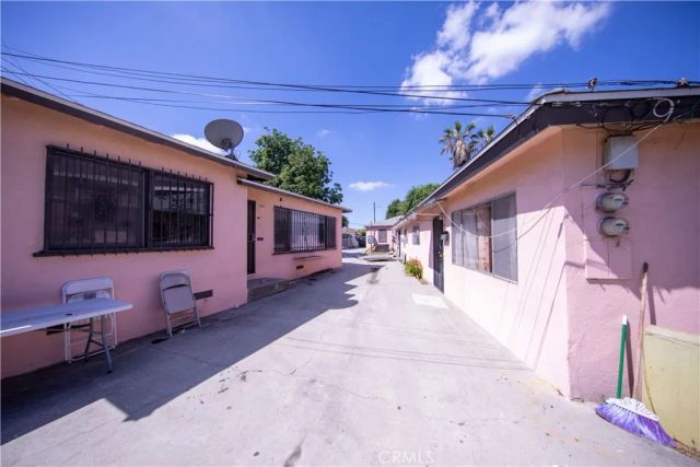 8022 Felix, Bell Gardens, CA 90201