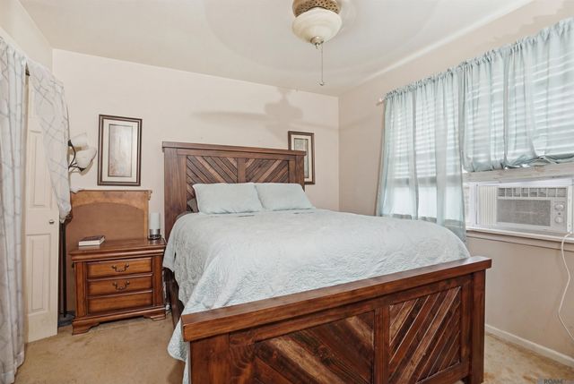 9390 Watson Dr, Denham Springs, LA 70726