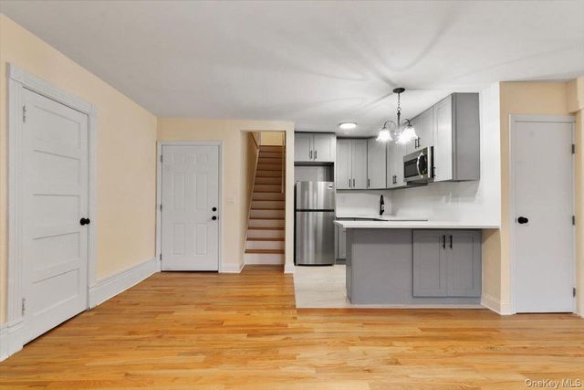 116 Corlies Avenue 3F, Pelham, NY 10803