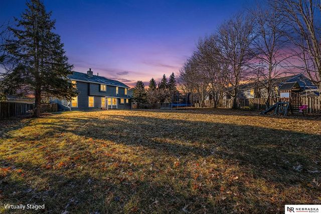 6818 N 106th Circle, Omaha, NE 68122