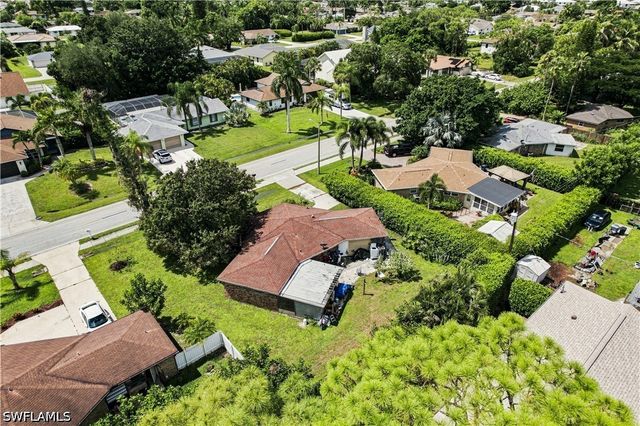 9829 Pennsylvania AVE, Bonita Springs, FL 34135