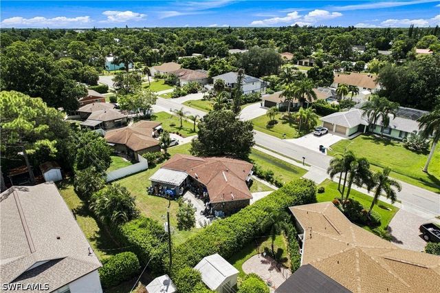 9829 Pennsylvania AVE, Bonita Springs, FL 34135