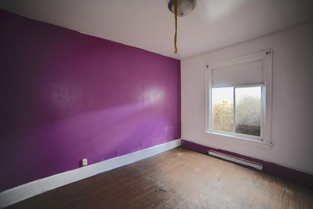 1925 W Center STREET, Milwaukee, WI 53206