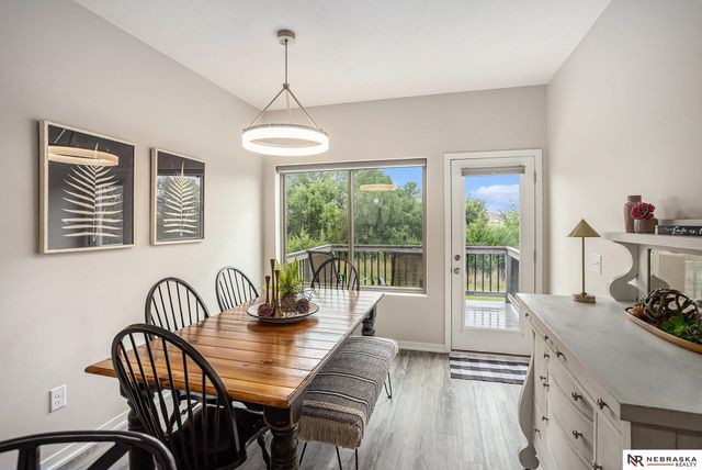 9870 Del Rio Drive, Lincoln, NE 68516