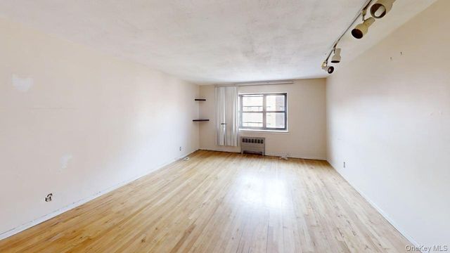 30 Fleetwood Avenue 5J, Fleetwood, NY 10552