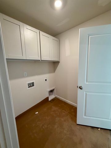 12150 Lansbury Drive, Inman, SC 29349
