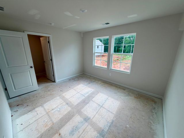 12150 Lansbury Drive, Inman, SC 29349