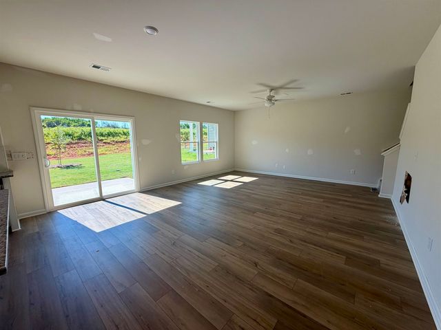 12150 Lansbury Drive, Inman, SC 29349